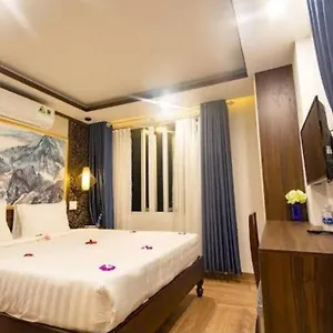 Lagoon , Hội An Vietnam