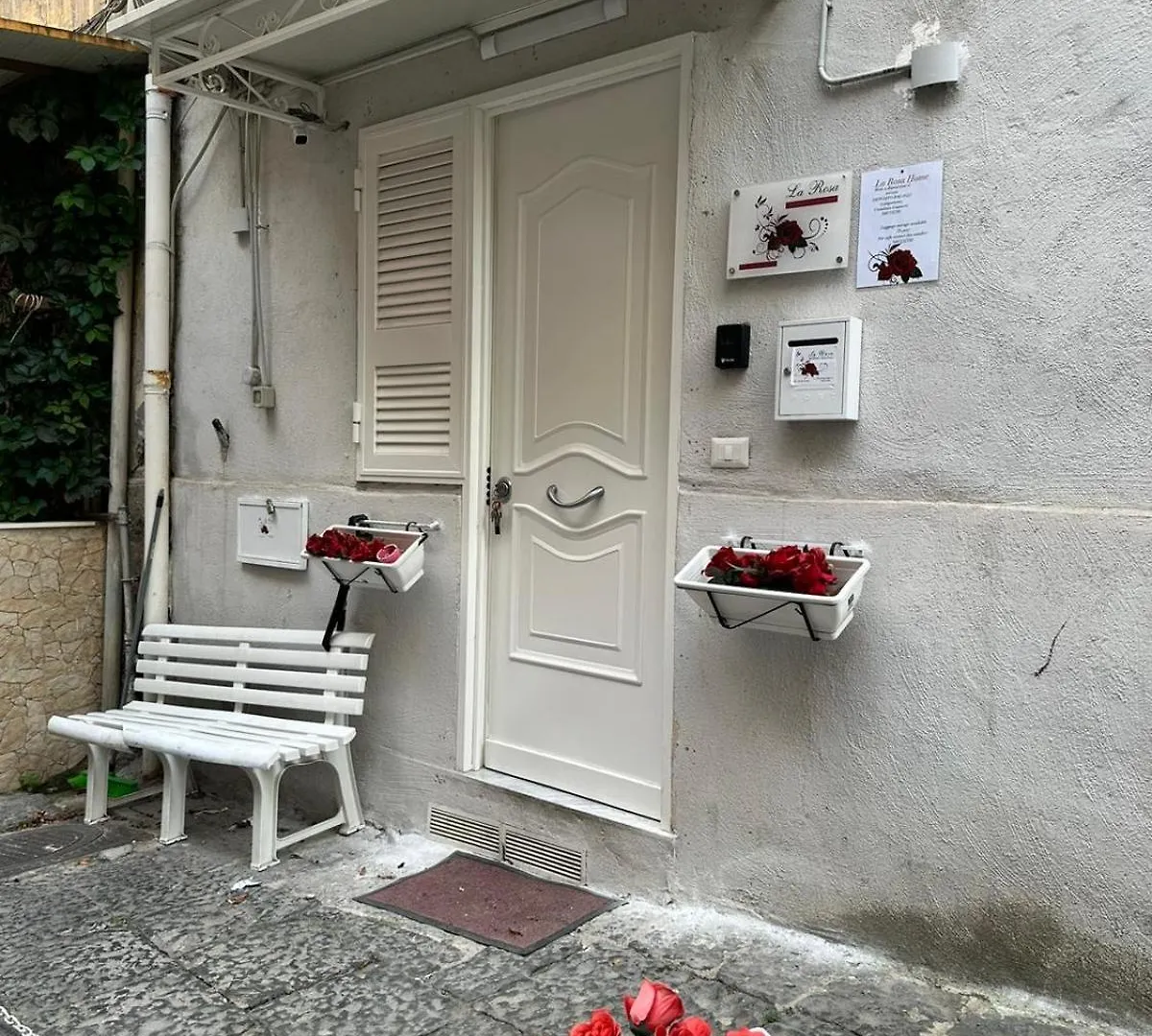 La Rosa Home Neapol